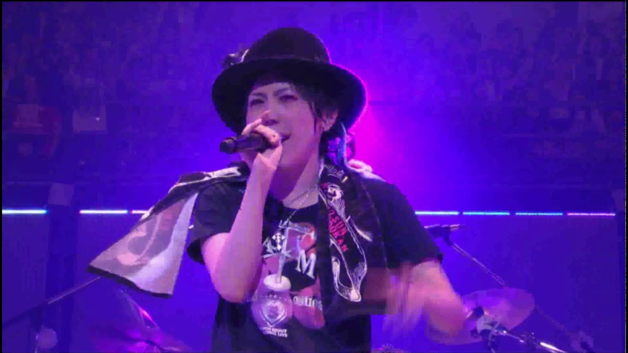 SID - and boyfriend (Live)