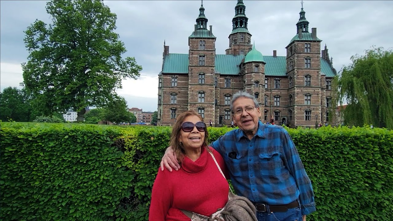 Visiting Rosenborg Castle from 1606 in Copenhagen