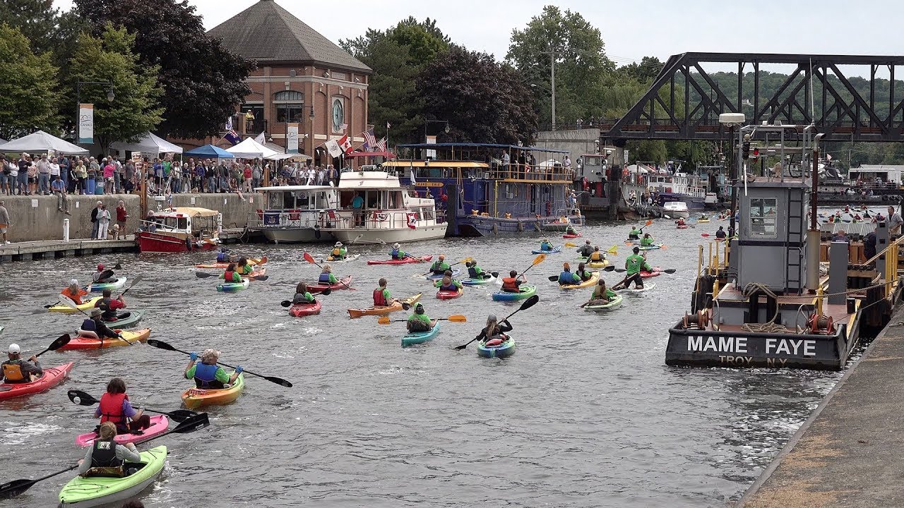 2018 Kayaking 4 Meso - Through Lock 2 on the Erie Canal