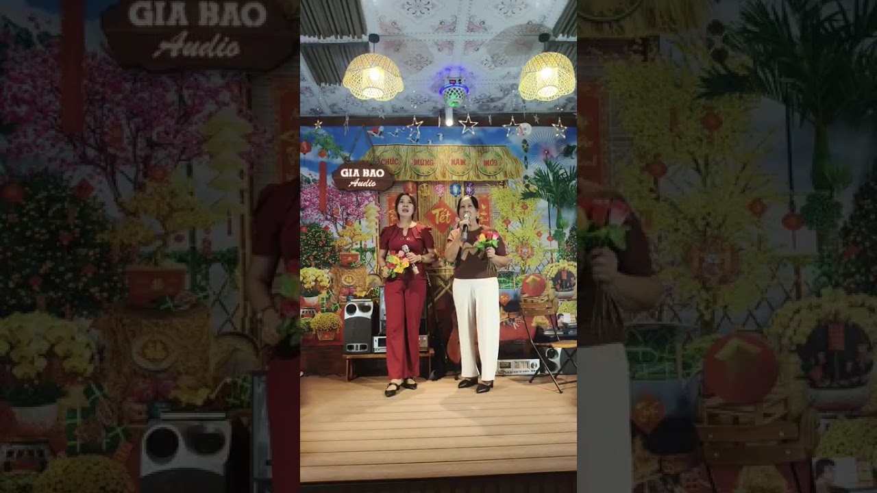 Sao Chưa Thấy Hồi Âm - Phương Trinh & Dì Mười II Hát Với Nhau Gia Bảo 