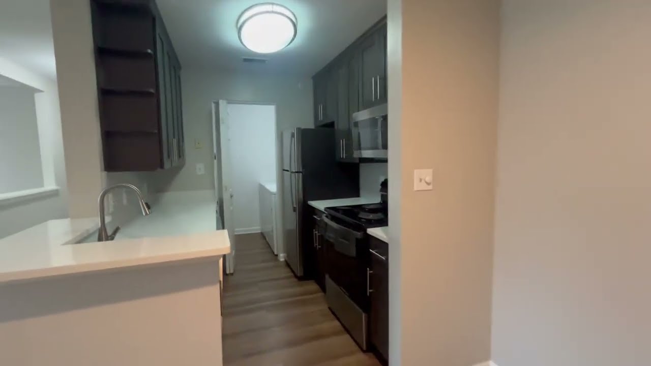 Ashton Green Apartments in Columbia MD 1 Bedroom 1 Bathroom W Den Cypress Floor Plan. Home 159.