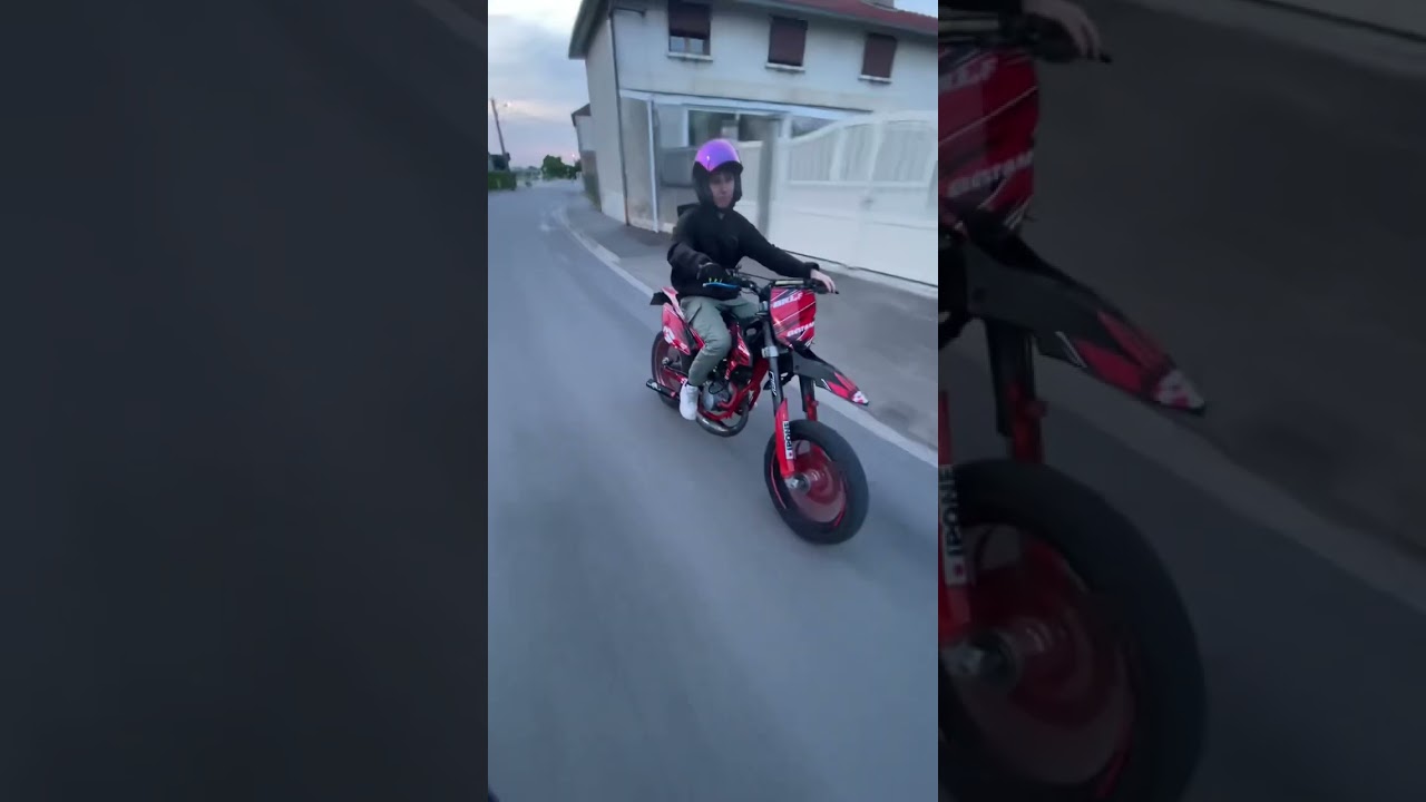 #moto #beta #86tpr #50cc.                        Une p&eacute;pite 😍