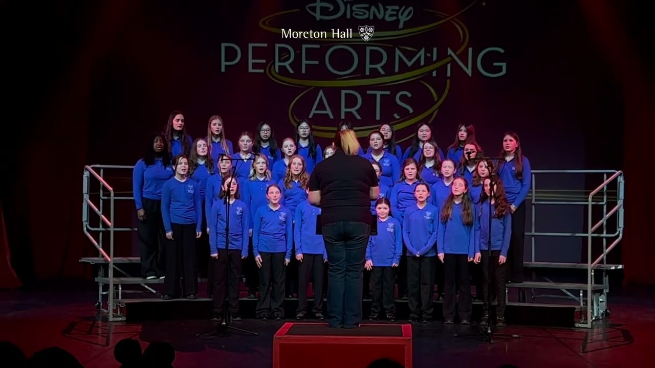 Moreton Hall Disneyland Paris Choir Performance