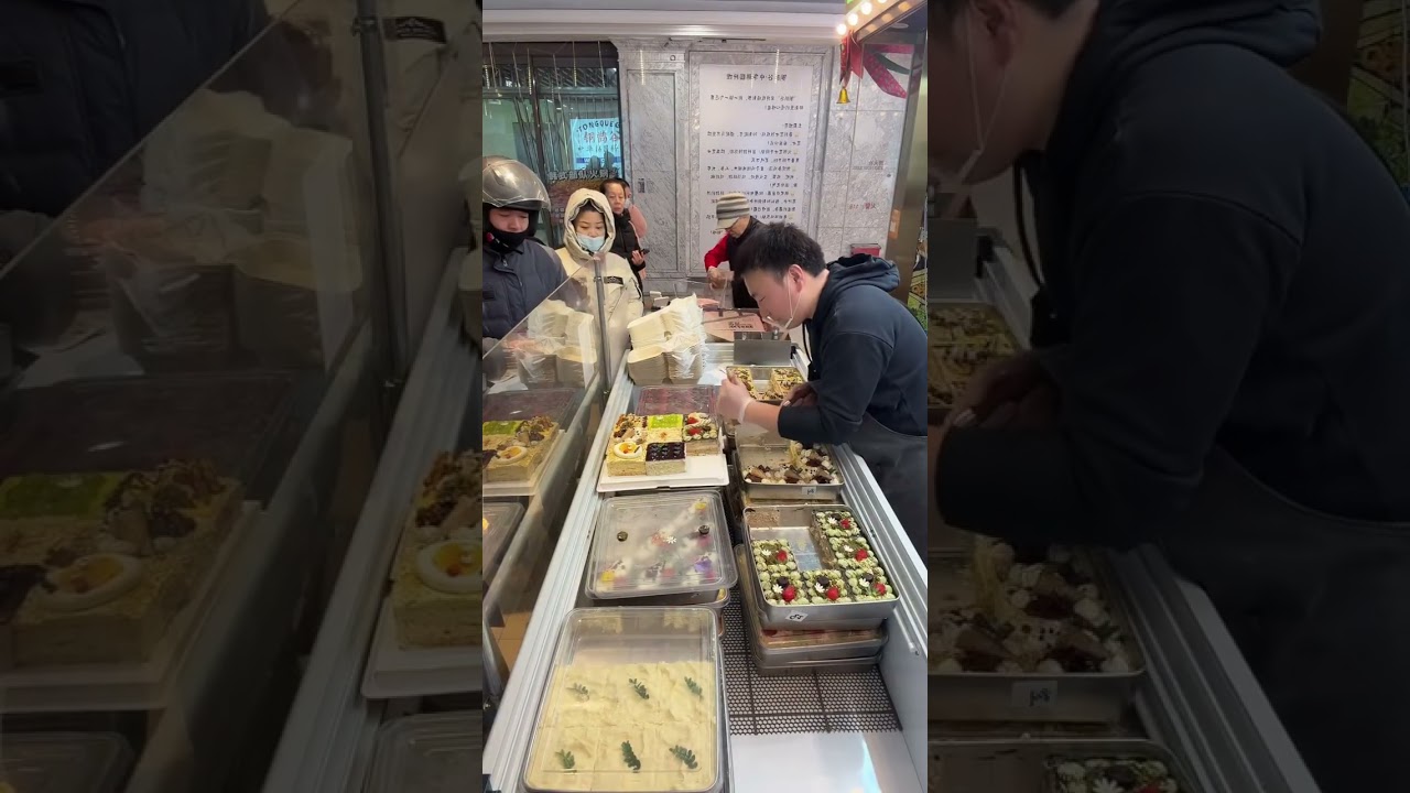 Challenge: Sell Out 300 Tiramisu in 2 Hours!