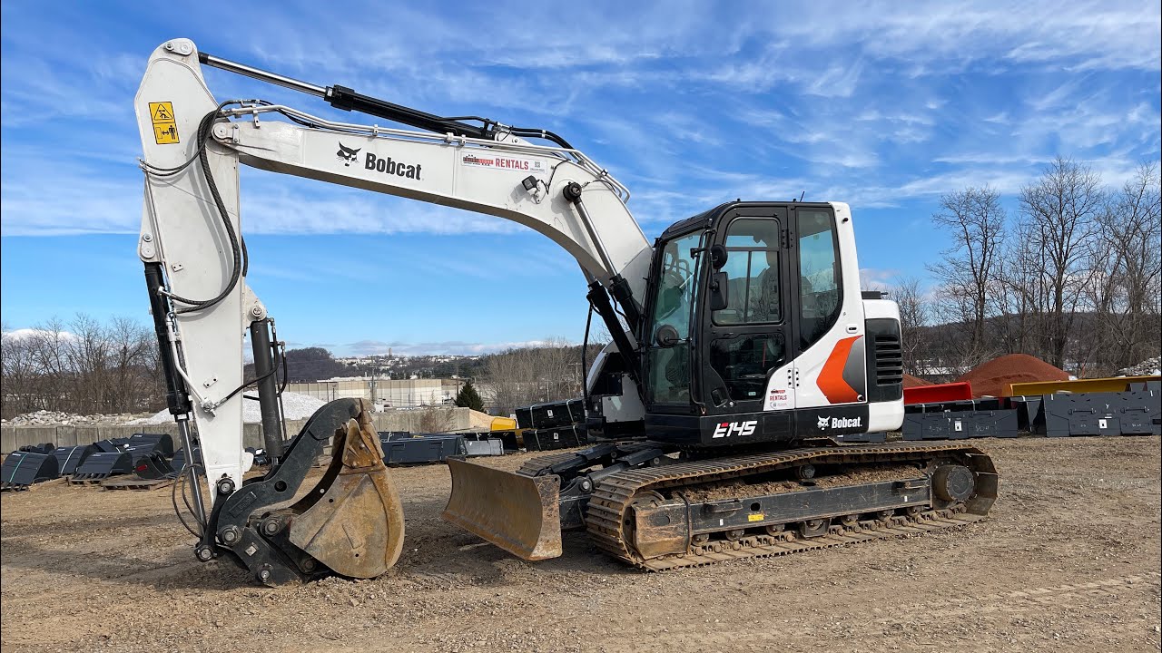 Второй по величине экскаватор Bobcat (Bobcat E145)