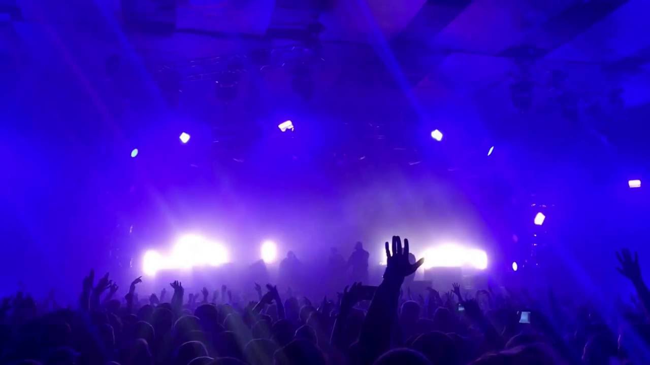Грибы – Любовь @ Bud Arena, Moscow 09.12.2016