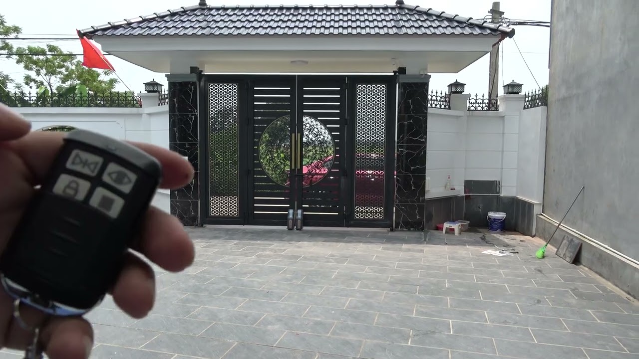 Cổng đẹp CNC và mô tơ điện