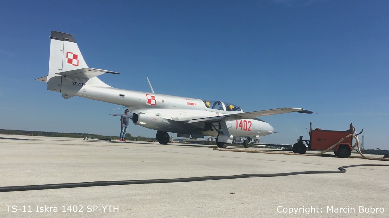 Fundacja Biało - Czerwone Skrzydła / TS-11 Iskra 1402 SP-YTH / 09.05.2021 / EPML Mielec