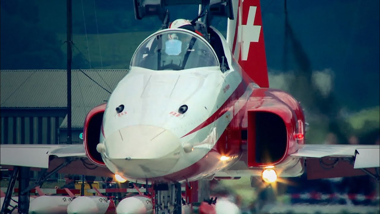 Patrouille Suisse Ready for Take off 2014
