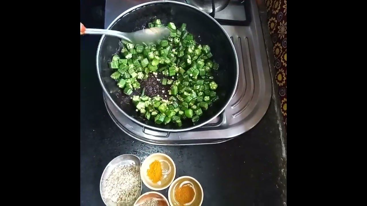 Bhindi Ki Sabji 🥗😋#mycooking #cooking .....