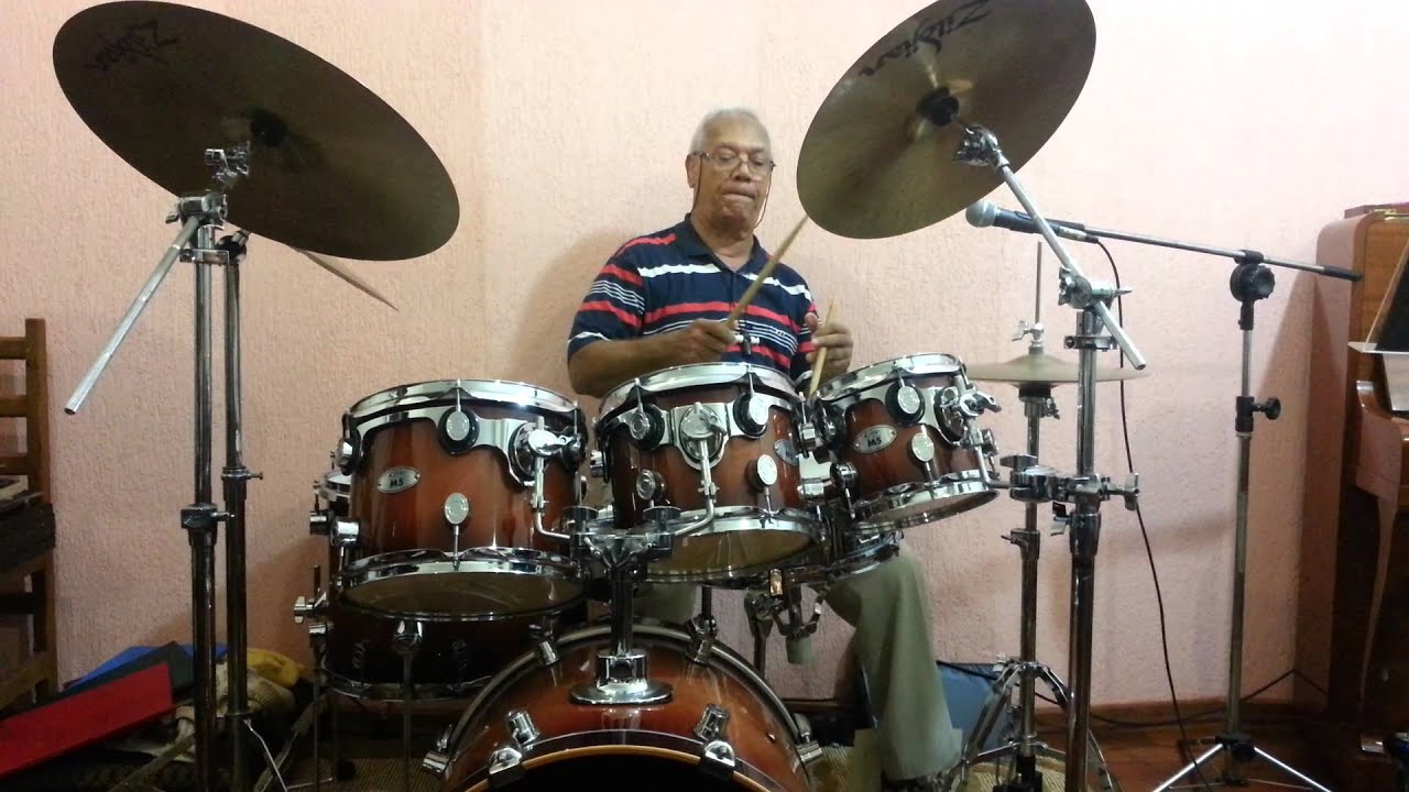 BRAZILIAN   SAMBA JAZZ DRUMMER   NINO