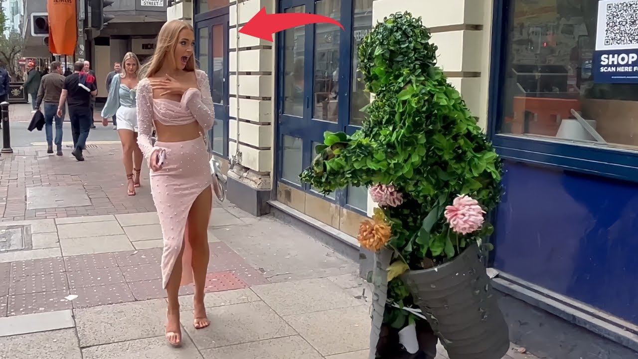 ОНА ИСПУГАЛА СВОЮ ЖИЗНЬ! БУШМЕНСКАЯ ПРАНКА, УДИВИТЕЛЬНАЯ РЕАКЦИЯ