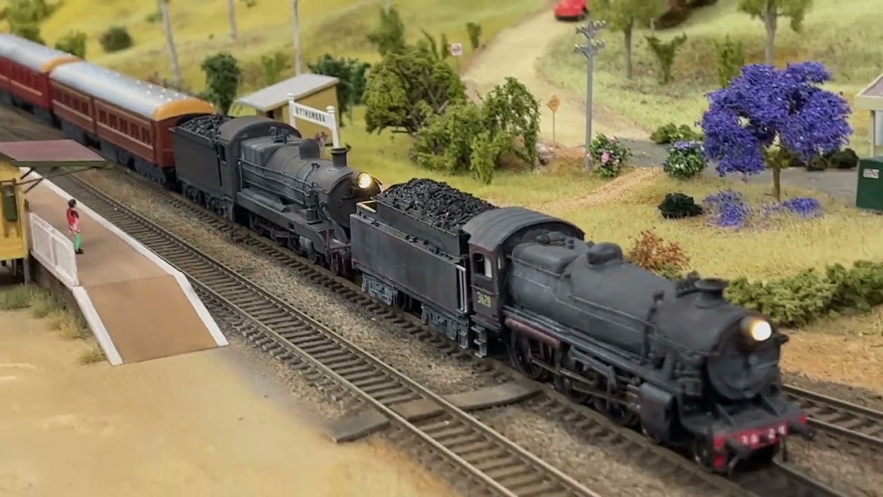 NSWGR Model Railways - Double Headed Steam on the Main South of the KMR