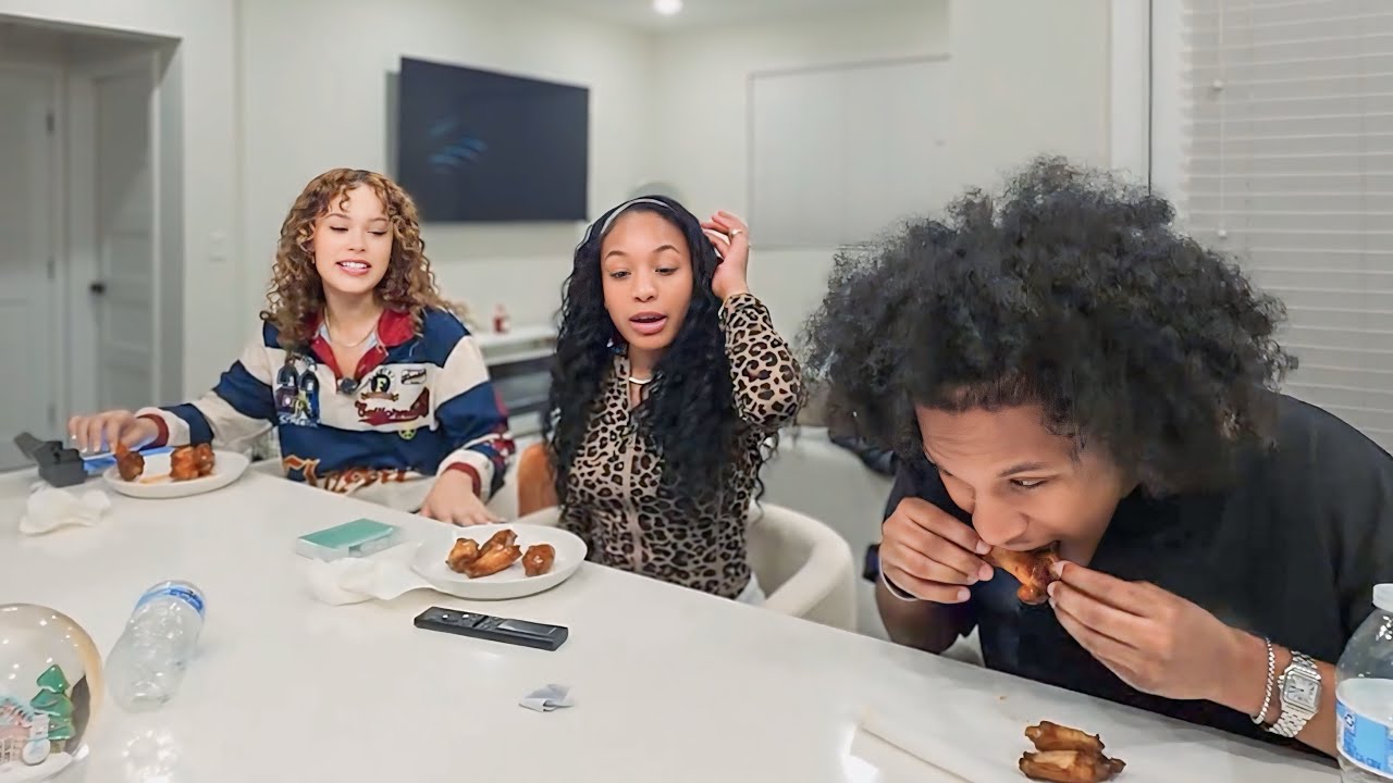 BROOKLYN FROST DOES A HILARIOUS COOKING CHALLENGE W/ YONNA JAY & MEL MEL!