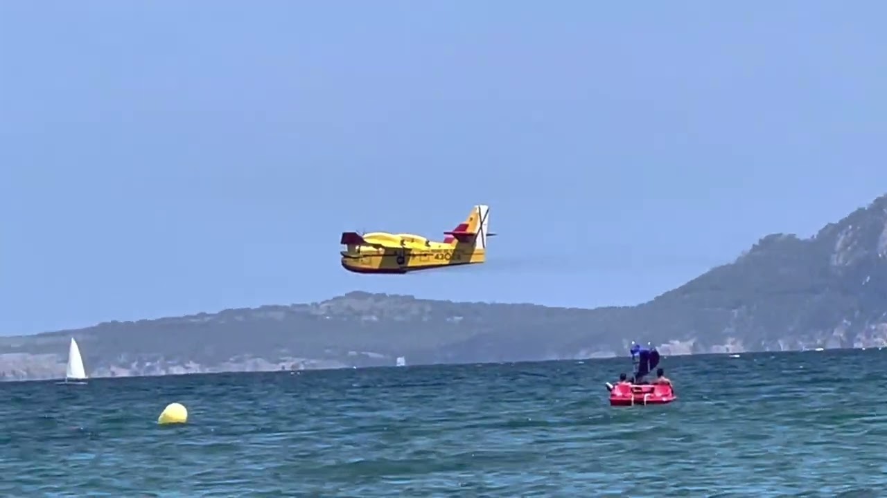 Puerto Pollensa seaplane takeoff