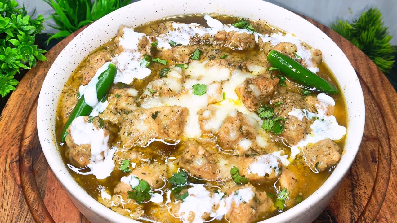 Malai Cheese Chicken Handi Recipe😍 | Murgh Malai Handi | Creamy And Cheesy Chicken Handi 