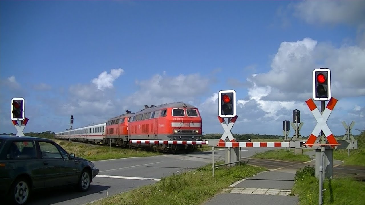Spoorwegovergang Keitum (D) // Railroad crossing // Bahnübergang