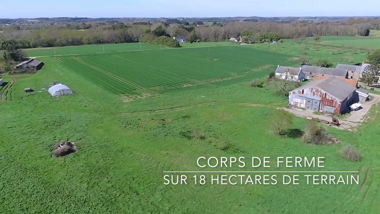 Corps de ferme à vendre à saint hélène