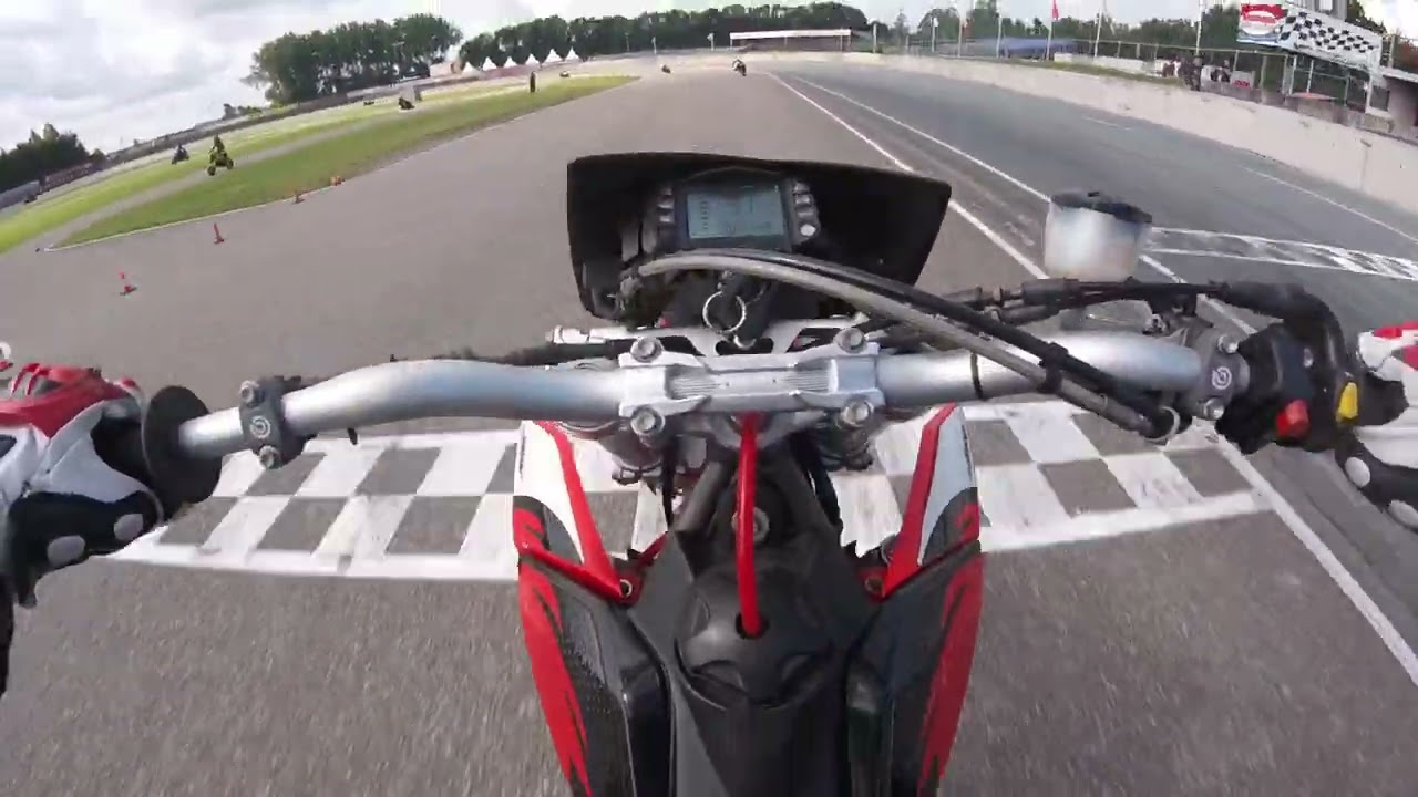 Onboard SXV550 -- First ever ride on SXV at midlands (2nd session of the day)