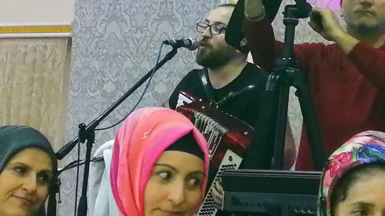 Artvin Yöresi Düğünü(Akordiyon İsmail Genç)