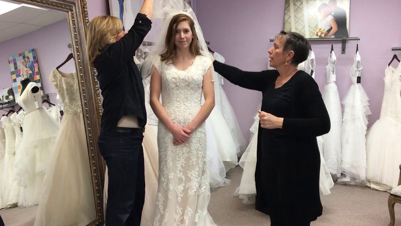 The Wedding Women - 5 Traditional Veil Styles