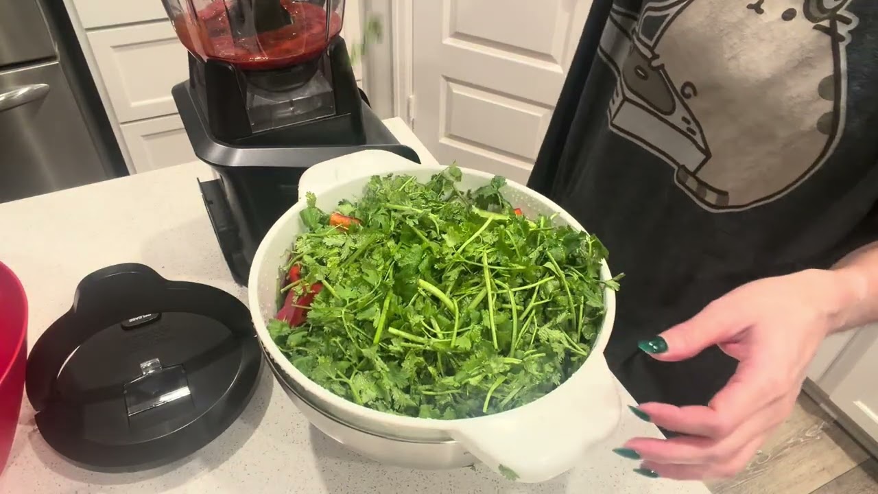 🎄Vlogmas dia 25🎄/ Vamos a preparar sofrito  estilo puertorriqueño🇵🇷😋