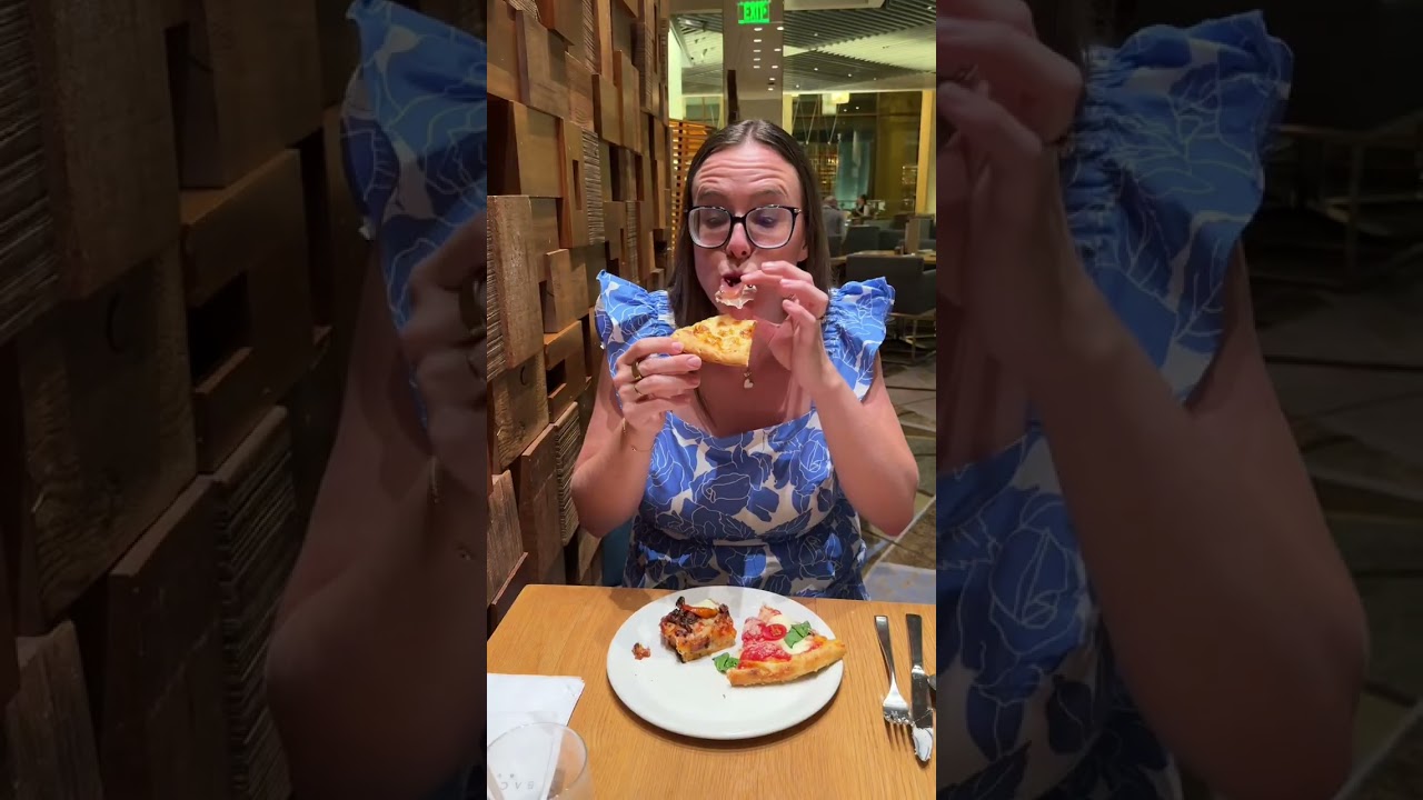 What do you think? Is it worth it? . 📍Bacchanal Buffet in Las Vegas . #bacchanalbuffet