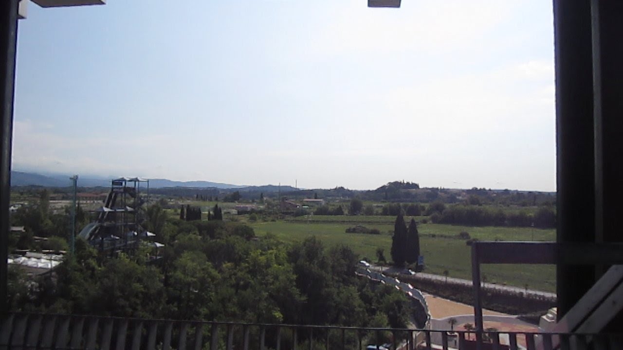 Hollywood Action Tower freefall drop tower on-ride HD POV Movieland Studios, Italy