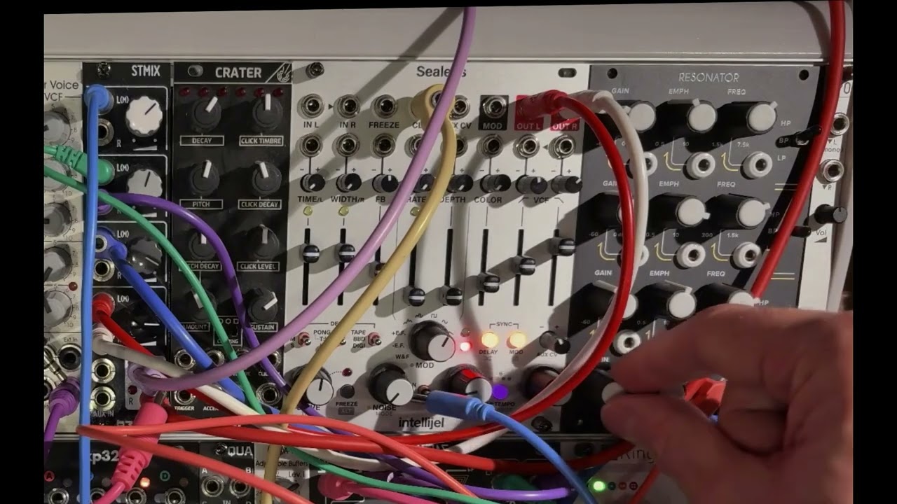 Tiptop Audio Resonator (sound.report)