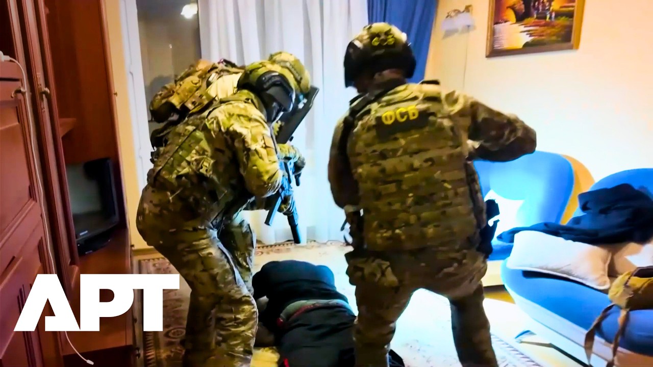 ДРАМАТИЧНОЕ ЗАДЕРЖАНИЕ ФСБ: подозреваемый пойман с пистолетом с глушителем при подготовке покушен...