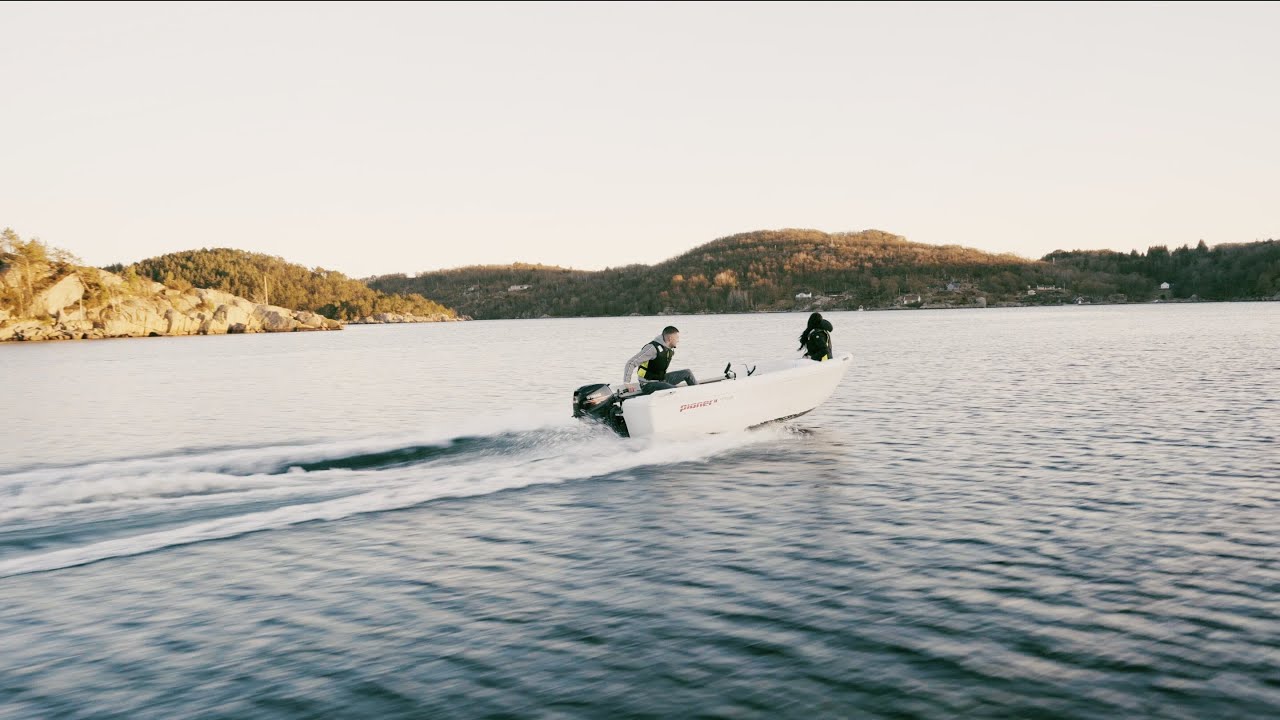 Rohat - Comfy (Official Music Video)