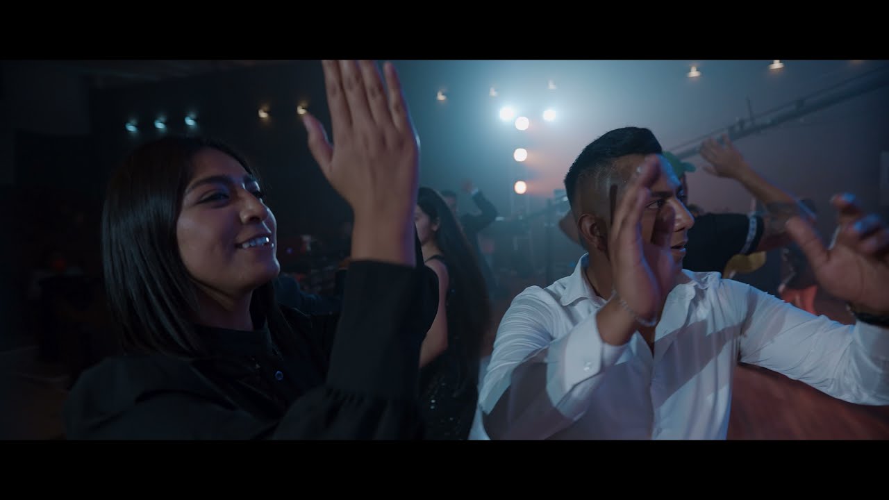 ENSEÑAME A OLVIDAR (CONCIERTO EN VIVO) EL COMBO LOCO DE MIKE RODRIGUEZ (EXITOS DE LA CUMBIA)