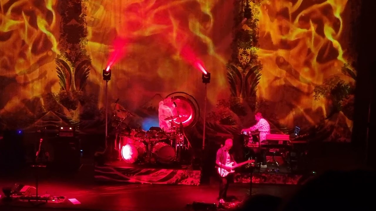 Roger Waters phoning for his gong back at Nick Mason's Saucerful of Secrets Manchester gig.