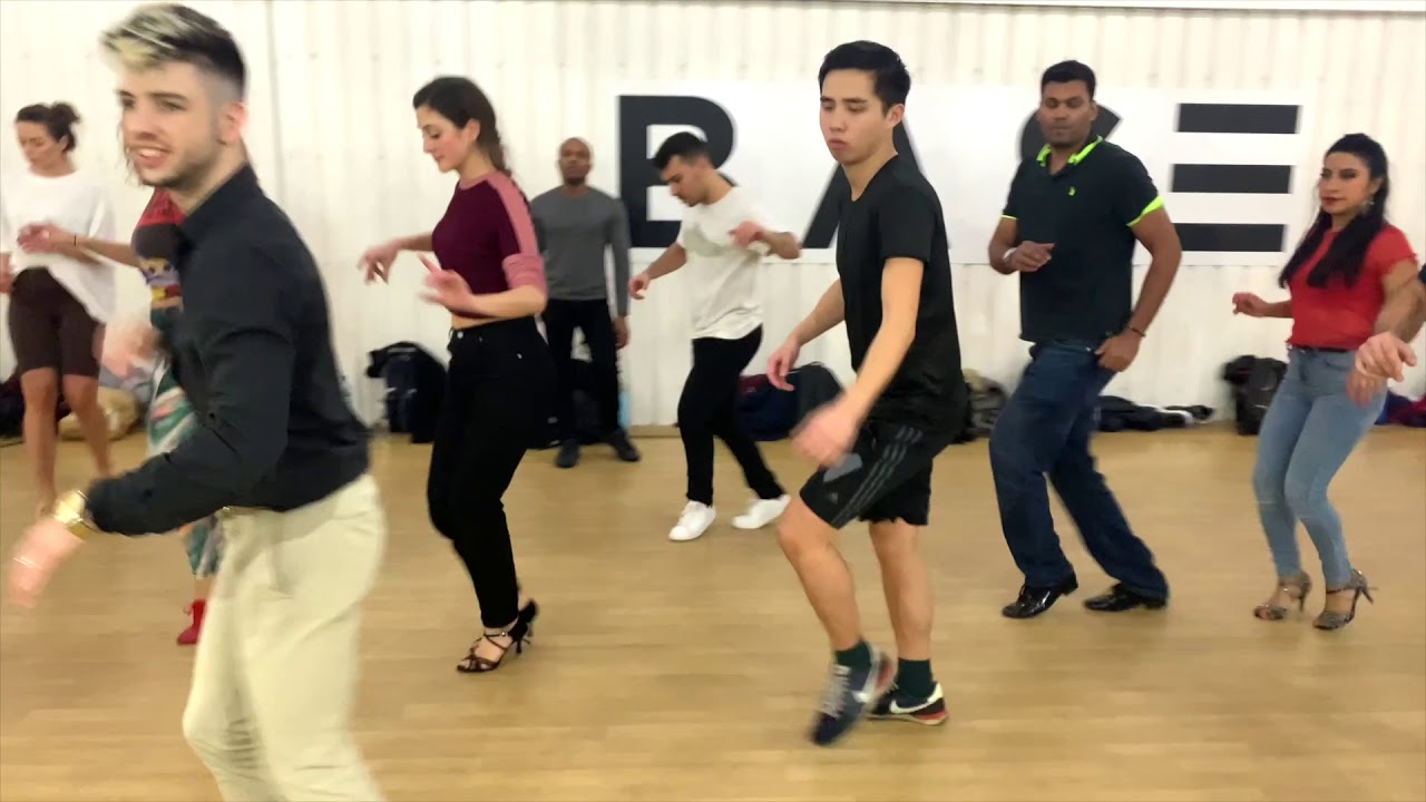 Es Tu Mirada - Leoni Torres | SALSA FOOTWORK CLASS