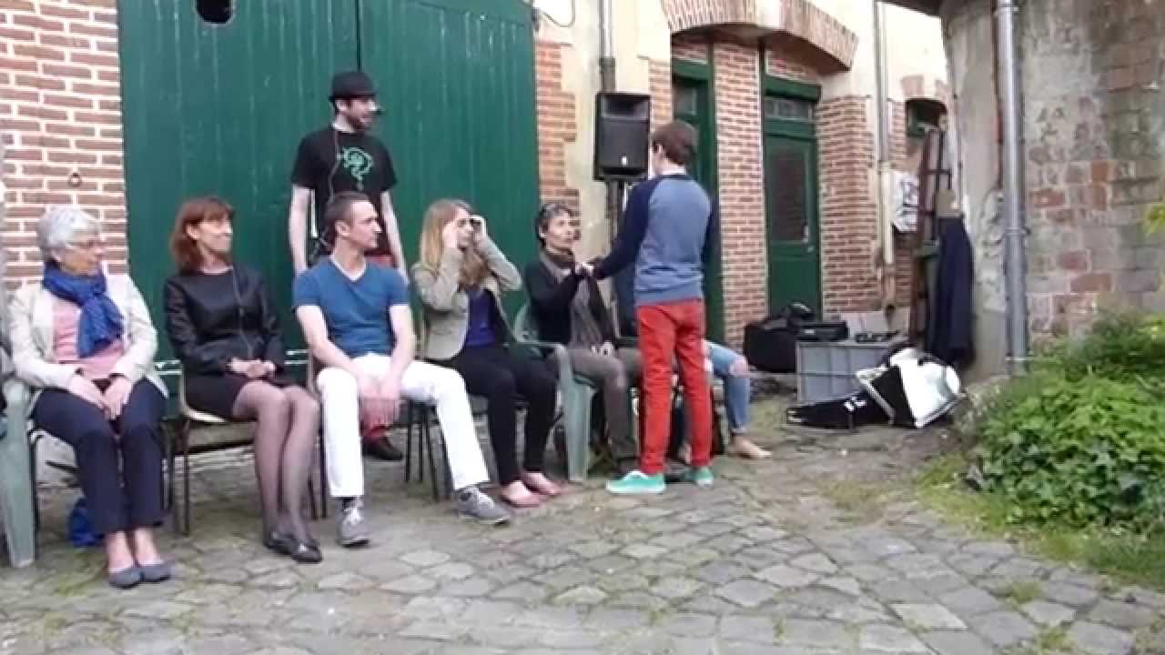Milo 13 ans hypnotise 7 personnes à la suite (Orléans)