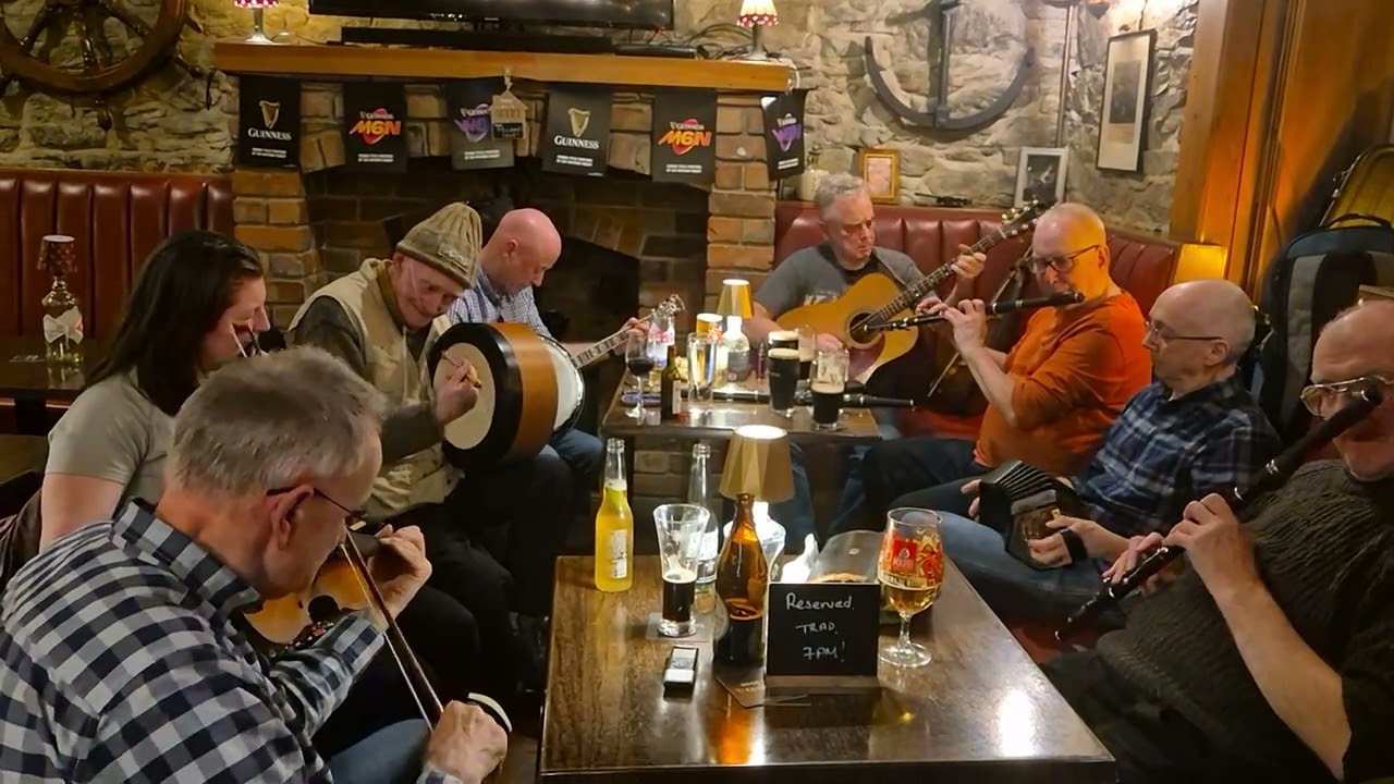 Irish music session, Macken's Bar, Newcastle - 27th January 2026.