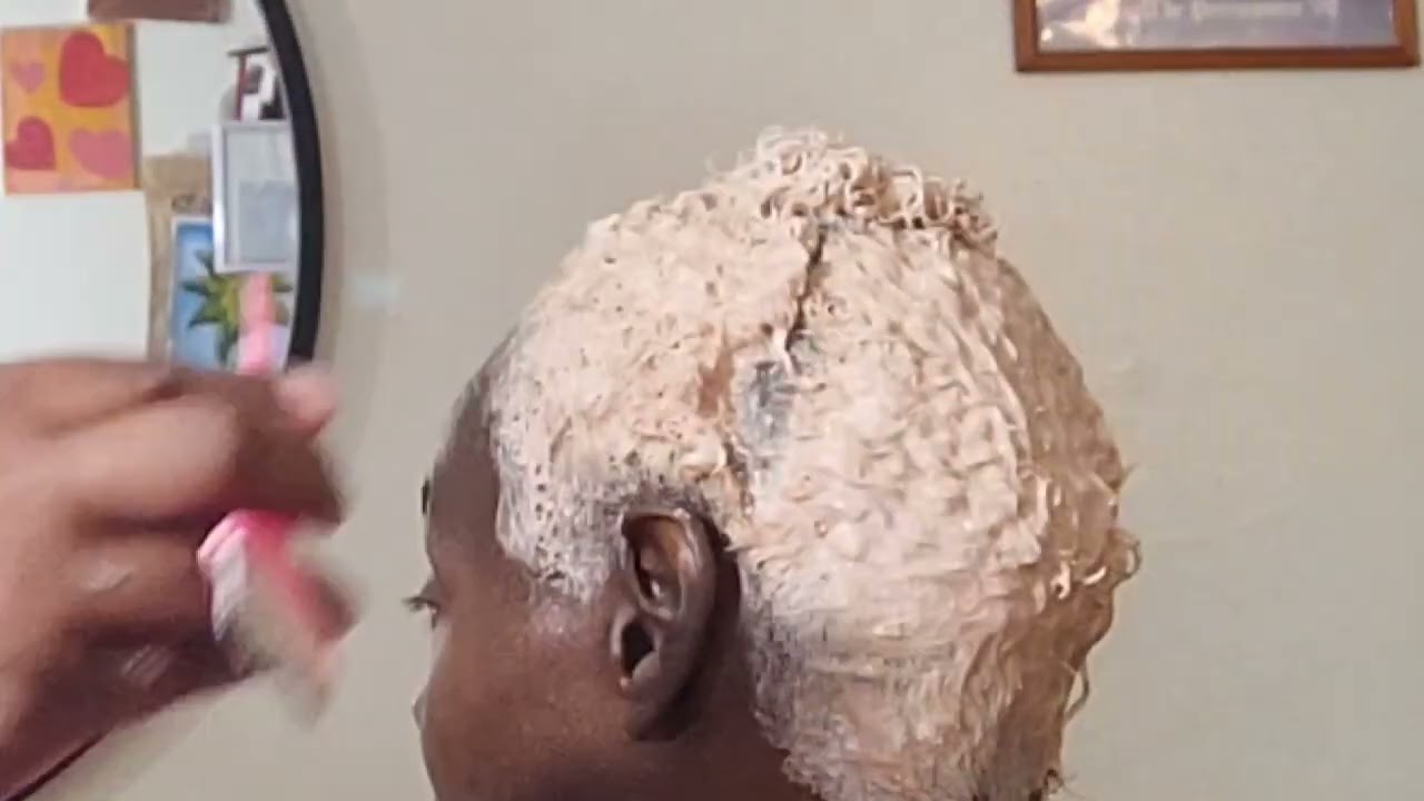 FROM GREEN TO BLOND WITH MYDENTITY