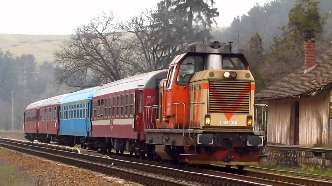 Trains in Apuseni (06 04 2013)