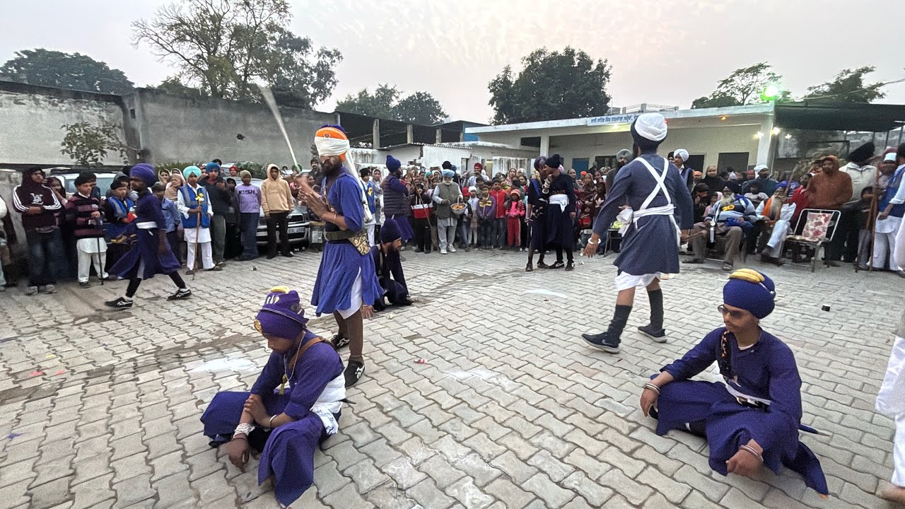 ਸ਼੍ਰੀ ਰਵਿਦਾਸ ਮਹਾਰਾਜ ਜੀ ਦੇ ਜਨਮ ਦਿਹਾੜੇ ਦੀਆਂ ਲੱਖ ਲੱਖ ਮੁਬਾਰਕਾਂ ਜੀ.ਗੱਤਕਾ ਖੇਲਦੇ ਹੋਏ 
