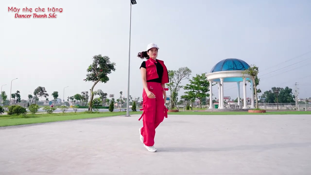 Shuffledance Mây nhẹ che trăng.
