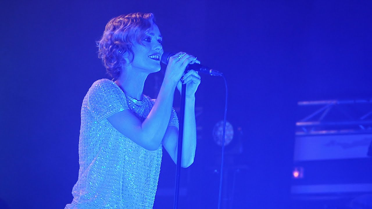 Private Concert by Vanessa Paradis – CHANEL Events