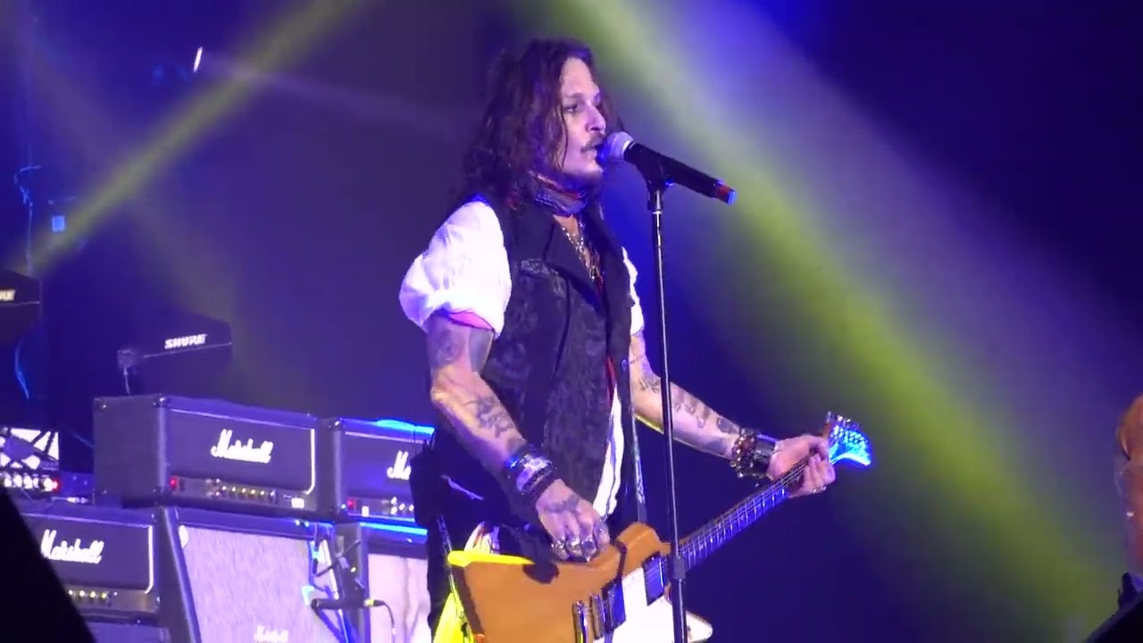 HOLLYWOOD VAMPIRES - 