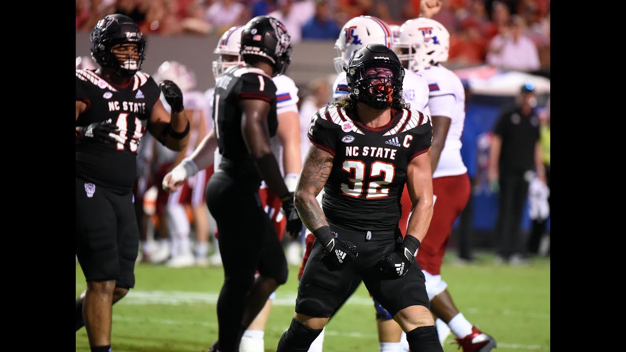 NC State Wolfpack football linebacker Drake Thomas PC (Oct. 13)
