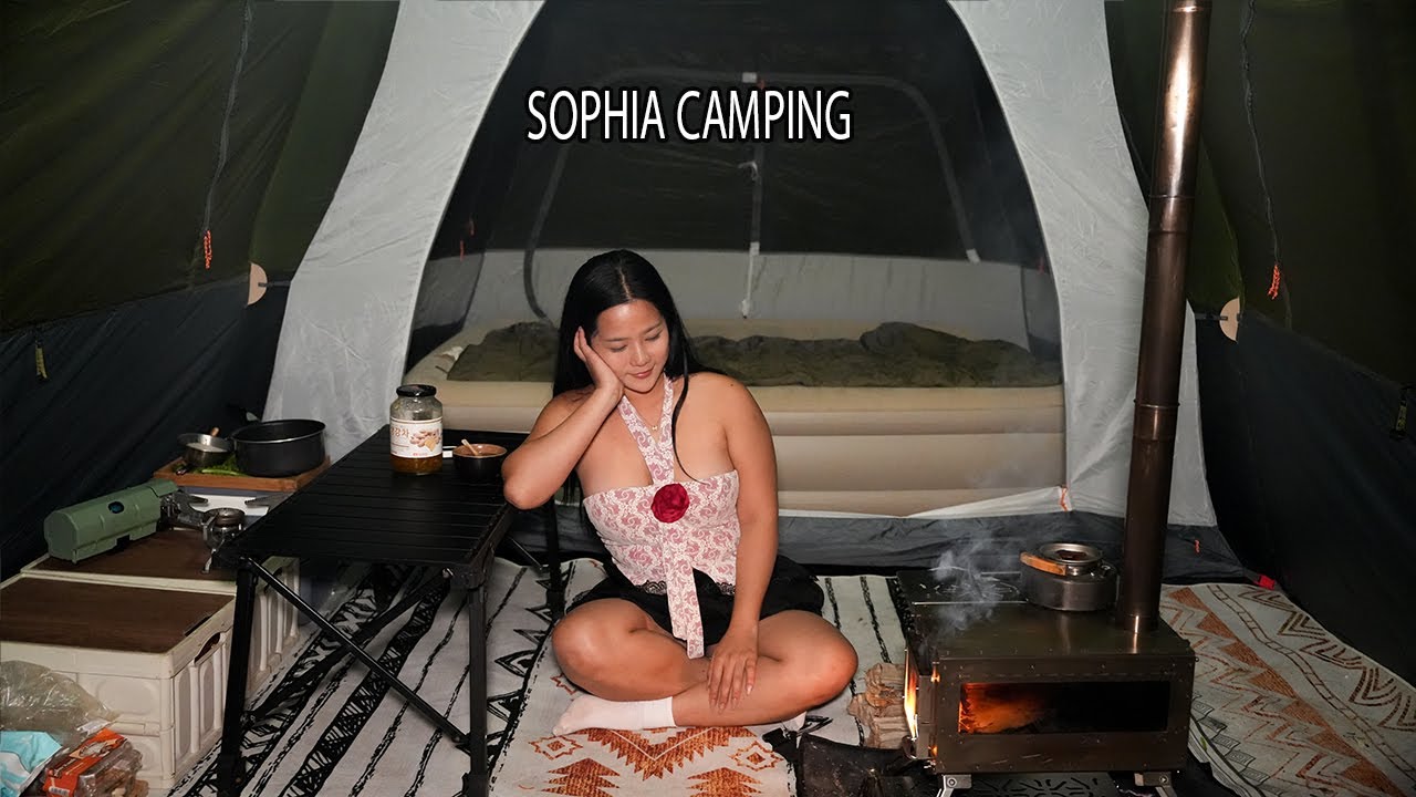 CAMPING ALONE IN THE FOREST BY A COLD STREAM - RELAX , COZY IN TENT WITH A WOOD STOVE - ASMR