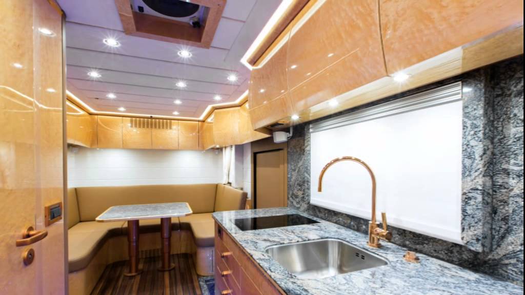Hartmann Spezialkarosserien - Zetros mobile homes