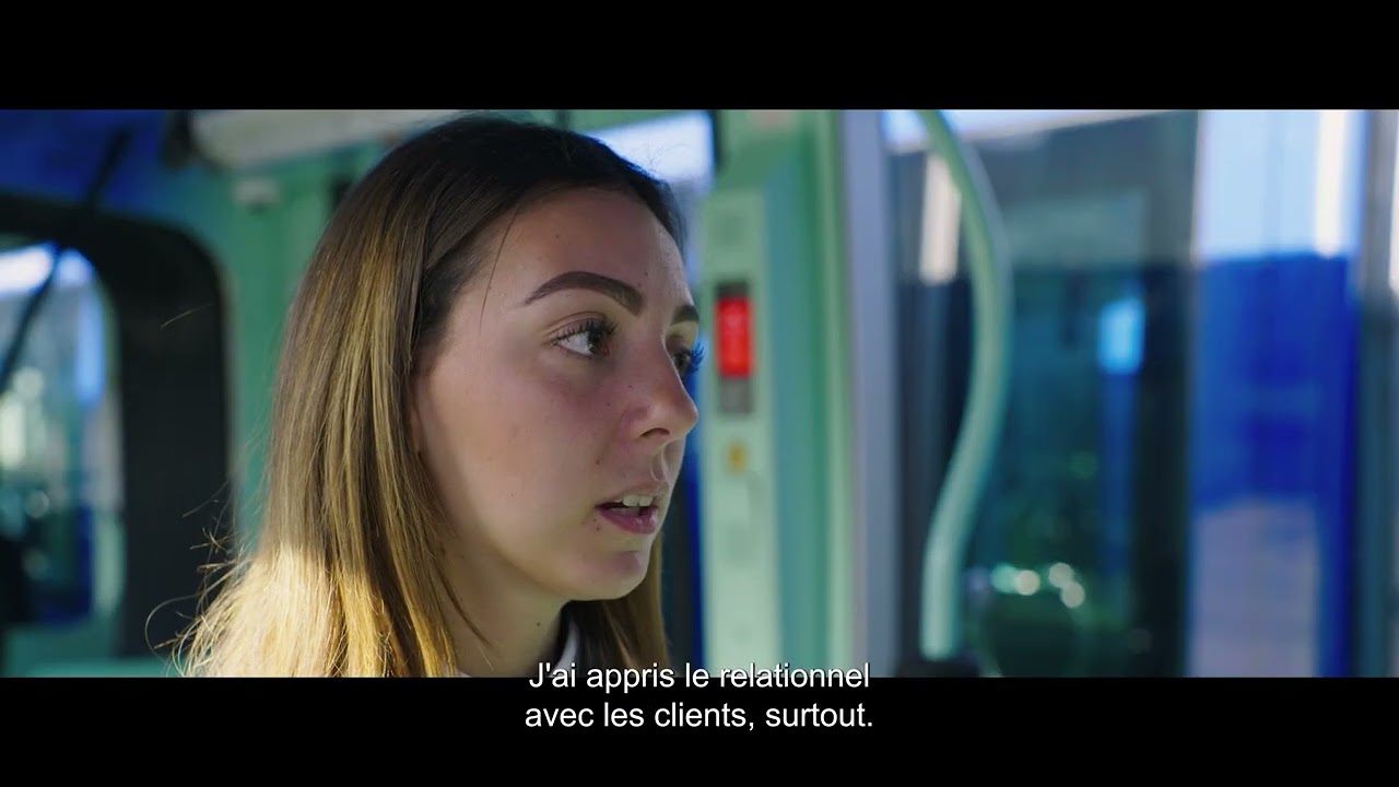Portrait métier TaM - Célia - Apprentie conductrice