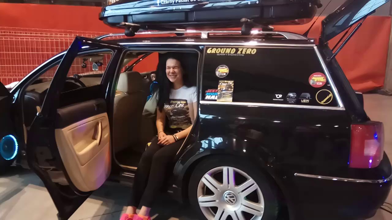 Czarny Passat B5 Demo Car Ground Zero Germanator na Auto Moto Arena Ostr&oacute;da 2019
