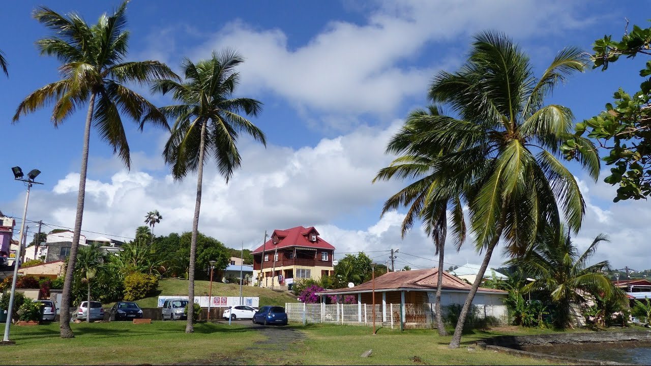 Martinique - Côte Sud Atlantique - Le Robert - Le Bourg