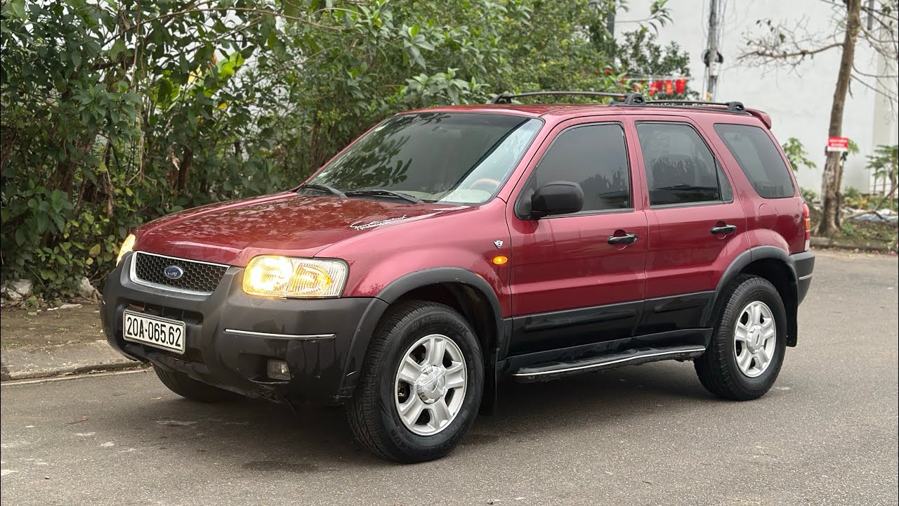 58tr FORD ESCAPE 2003AT 2 cầ gầm cao zin đẹp alo 0358961848