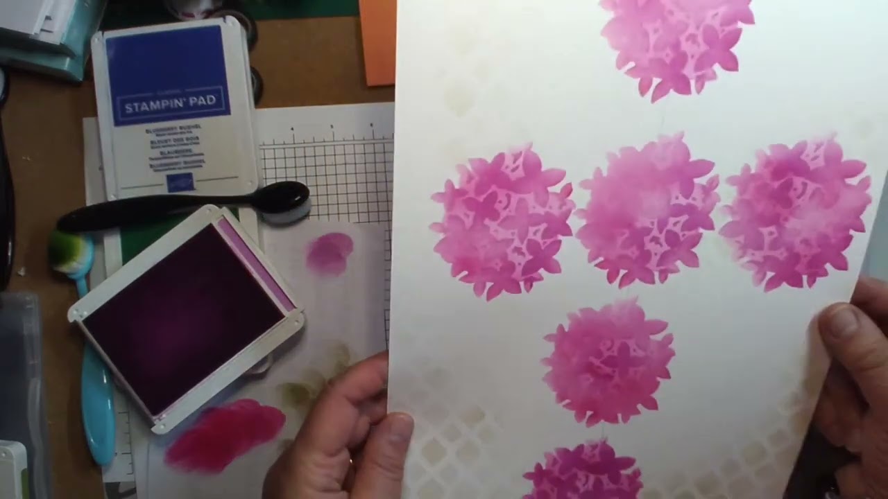 1 feuille A4 + pochoirs Jardin de reconnaissance de Stampin'Up! = 4 cartes originales et élégantes